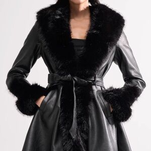 Elegant Akira Black Faux Fur Trimmed Women's Coat NWT 🔥🔥🔥